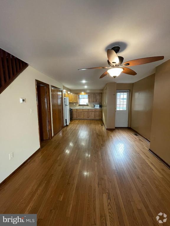 West Marconi Plaza Basement Apartments for Rent Philadelphia, PA 3