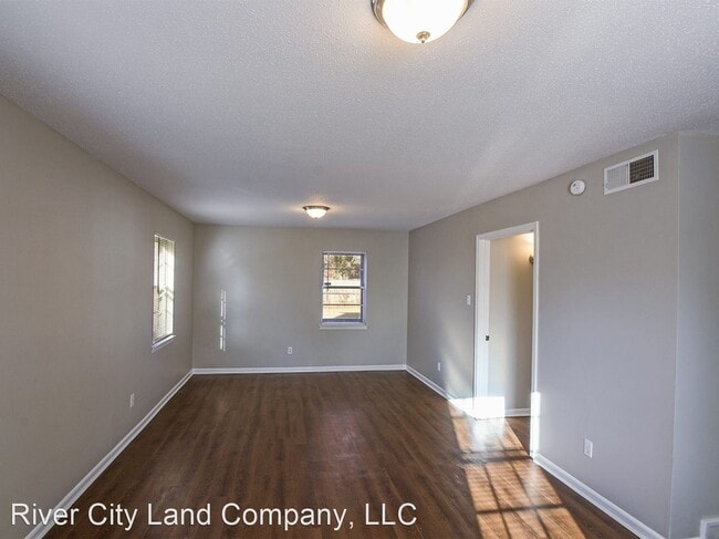 Building Photo - 3 br, 2 bath House - 3025 Castleman