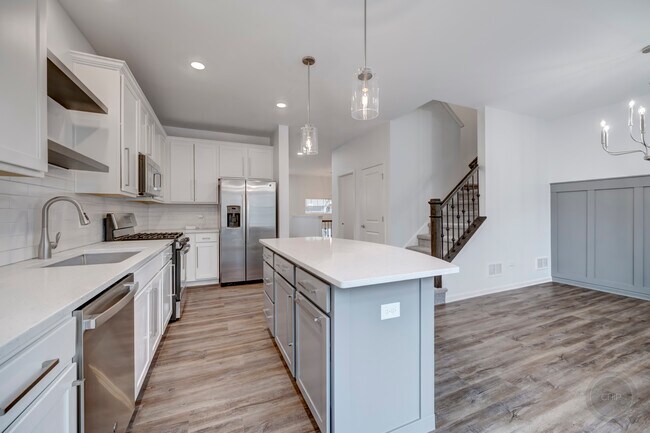 Foto del edificio - 189 Lakeshore Dr