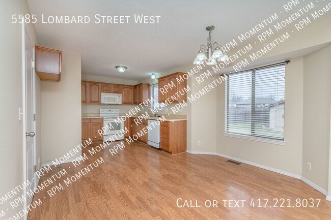 Building Photo - Comfortable 3Bed/2Bath Home