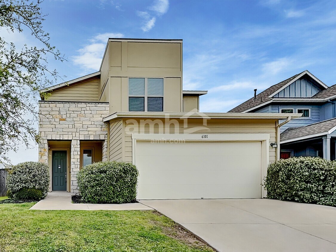 Foto principal - 6101 Gerard Dr