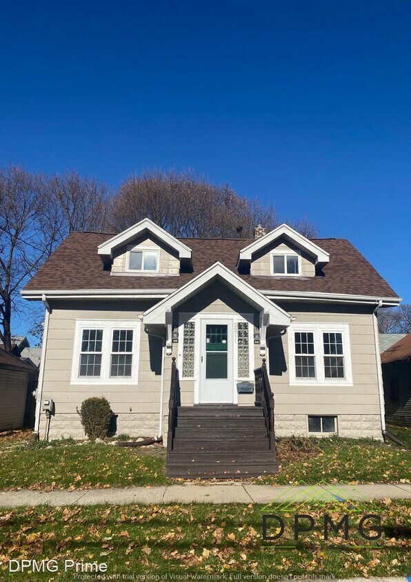 Primary Photo - 4 br, 2 bath House - 2311 Vine St.
