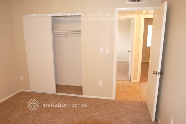 Building Photo - 514 E Westchester Dr