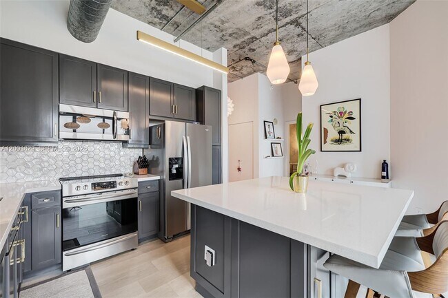 Foto del edificio - 2001 S Biscayne Blvd