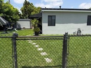 Building Photo - 7300 S Waterway Dr