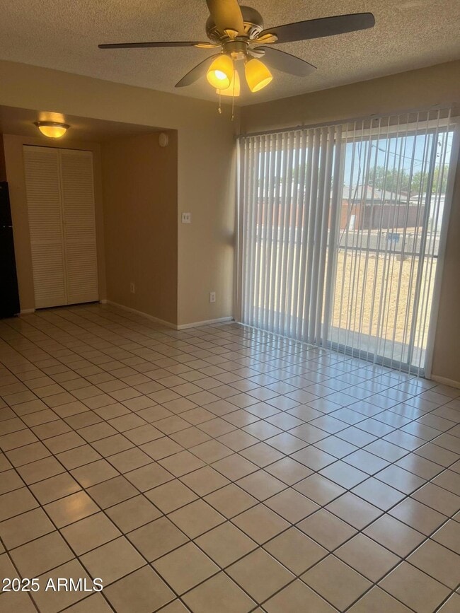 Building Photo - 3445 E Earll Dr
