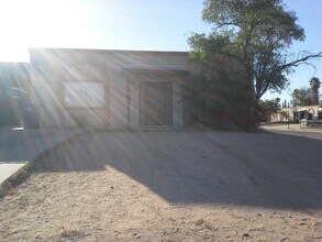 Building Photo - 3620 S Yukon Pl