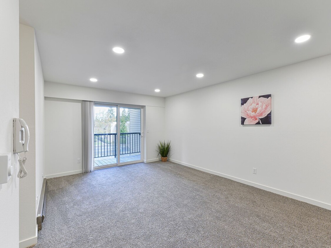 Foto principal - Like New Top Floor Beautifully Remodeled 2...