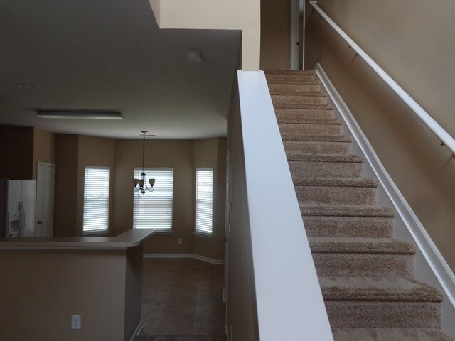 Foto del edificio - 15730 Lakepoint Forest Drive