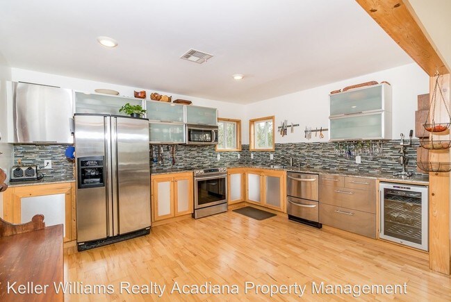 Building Photo - 3 br, 2 bath House - 106 Hidden Hills Road