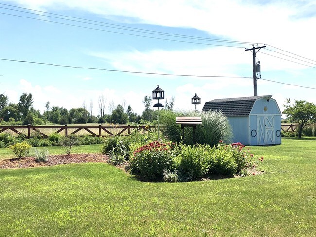 Building Photo - 2532B N 4645th Rd
