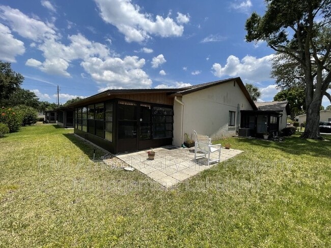 Foto del edificio - 3916 Cypress Landing N