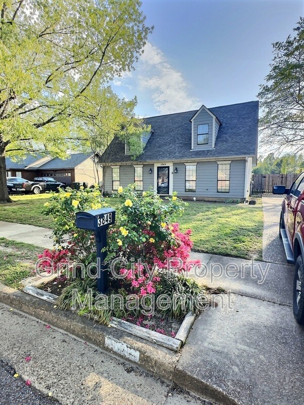 Foto del edificio - 3849 Cherry Hill Ln