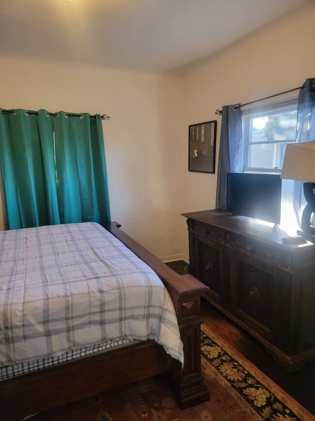 Foto del edificio - 1505 S Sierra Bonita Ave