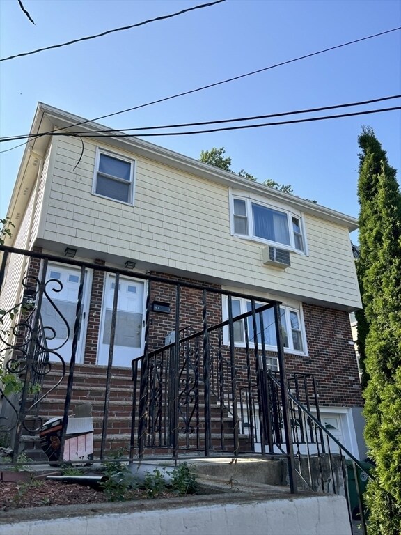 Foto principal - 34 Olcott St