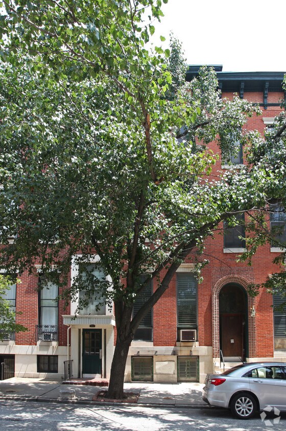 Foto del edificio - 923 St Paul St