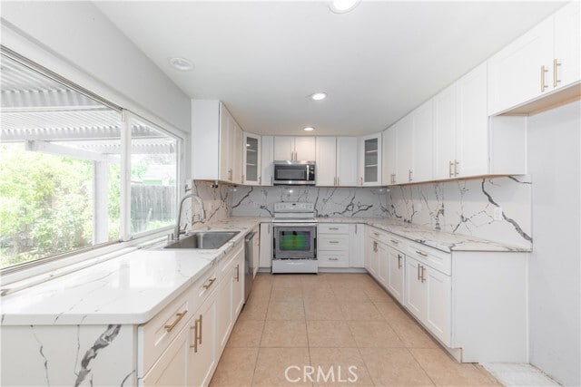 Building Photo - 14272 Utrillo Dr