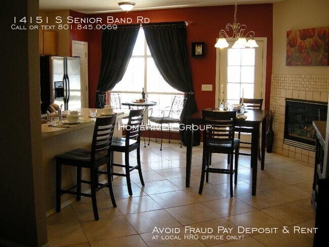 Foto del edificio - Amazing High End Brick Townhome in Draper!!