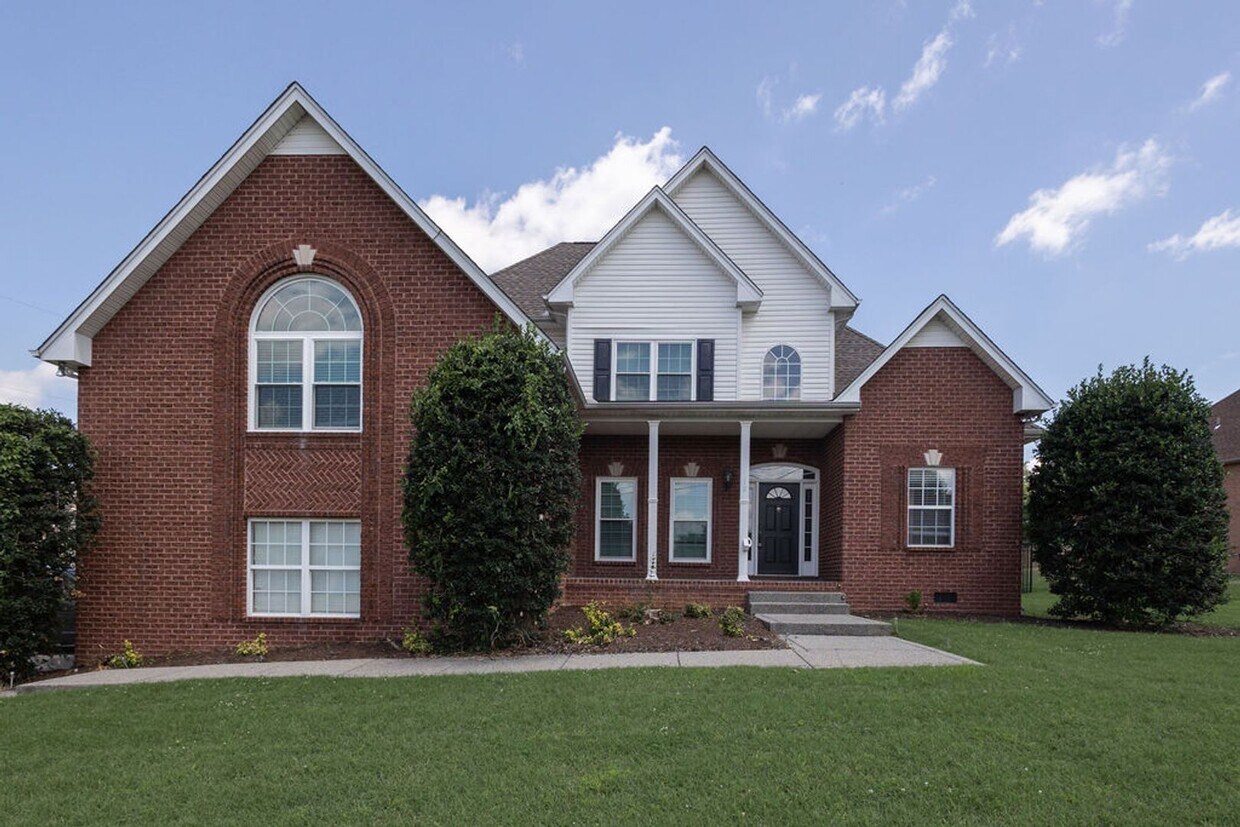 Foto principal - 100 Strathmore Ct