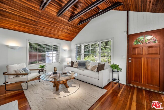 Building Photo - 10546 Selkirk Ln