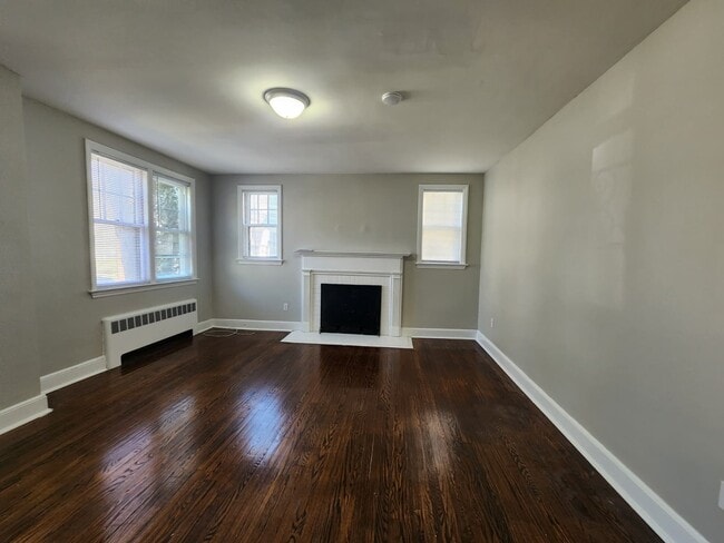 Foto del edificio - 383 Newhall St