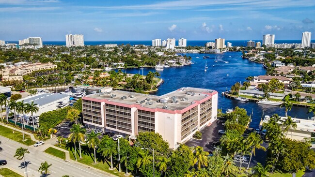 Foto del edificio - 740 S Federal Hwy