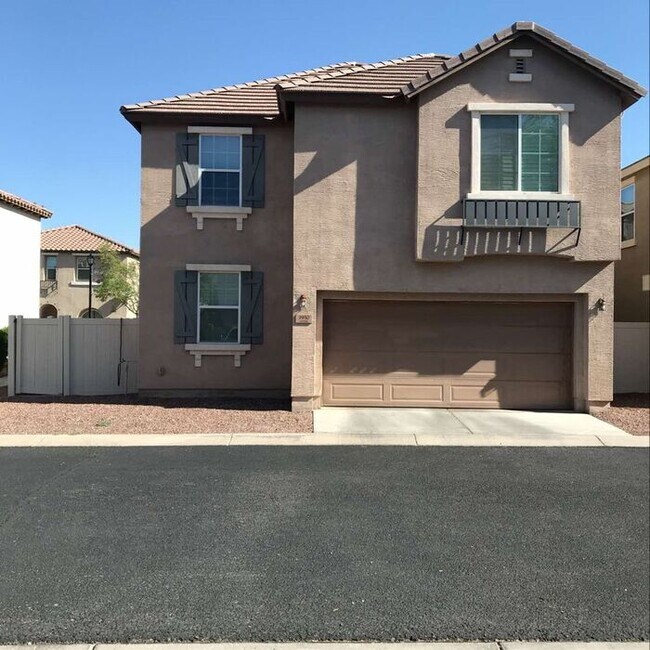 Building Photo - 3950 E Leslie Dr