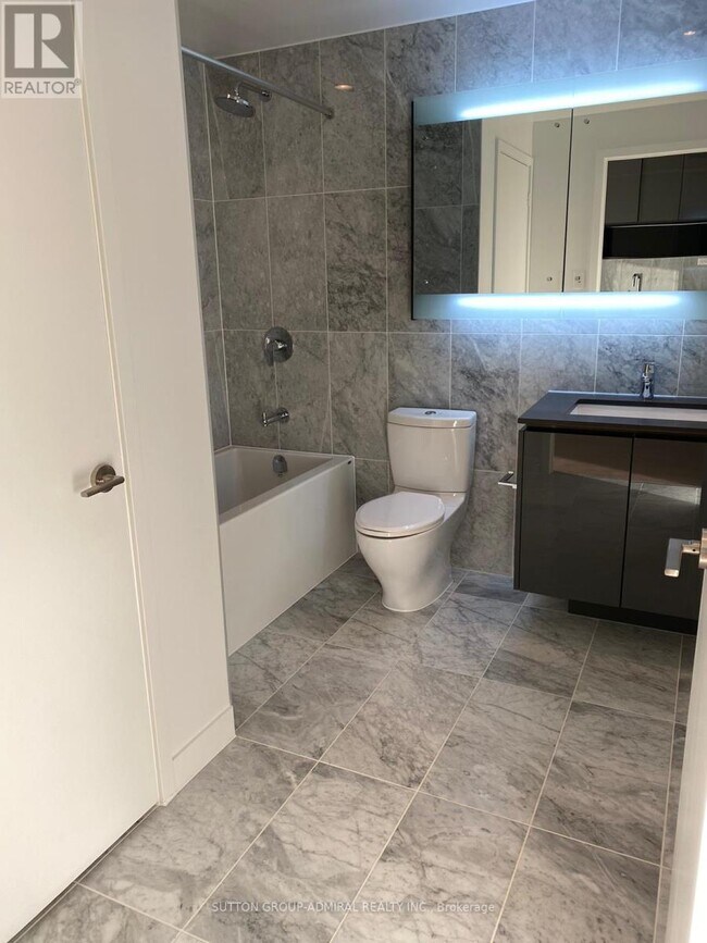 Photo du bâtiment - 117 McMahon Dr