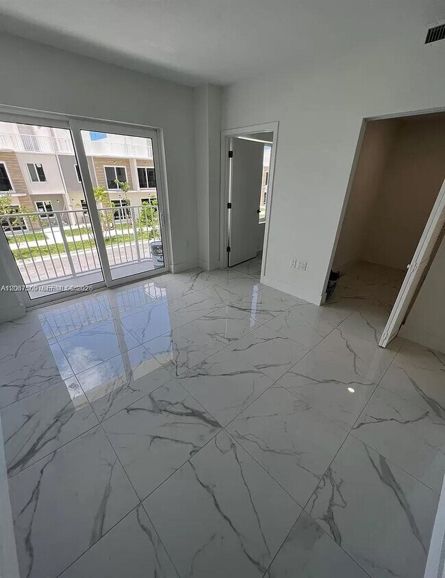 Foto del edificio - 25859 SW 144th Ct