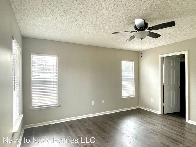 Building Photo - 4 br, 2 bath House - 519 Chancellor Dr. E
