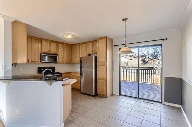 Building Photo - 2706 15th Avenue