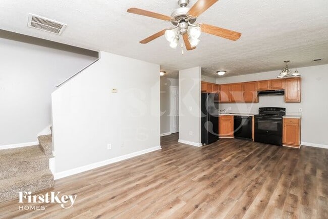 Building Photo - 103 Cobblestone Dr