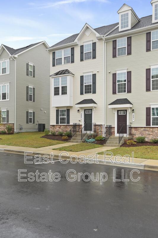 Building Photo - 323 Patterson Pk Rd