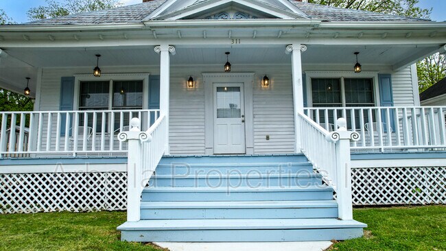 Foto del edificio - 311 S Cutler St