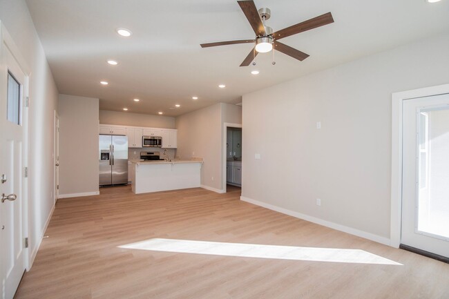 Building Photo - ***29 E. Bottlebrush Bend Unit 1***