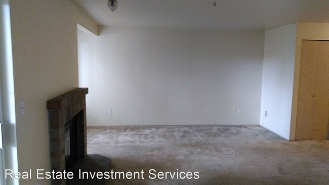 Building Photo - 5905-5911 93rd St SW