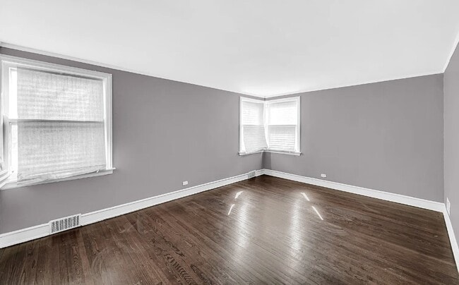 Foto del edificio - 8900 S Dauphin Ave