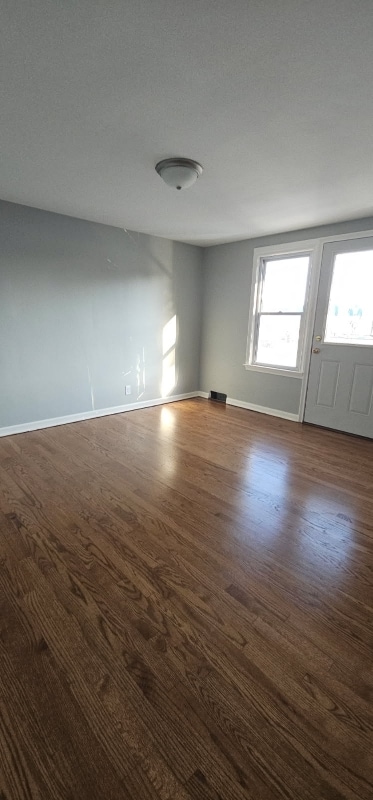 Building Photo - 3010 22nd Ave