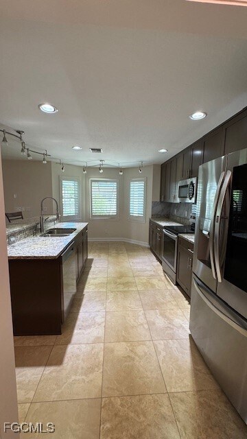 Foto del edificio - 2301 SW 23rd St