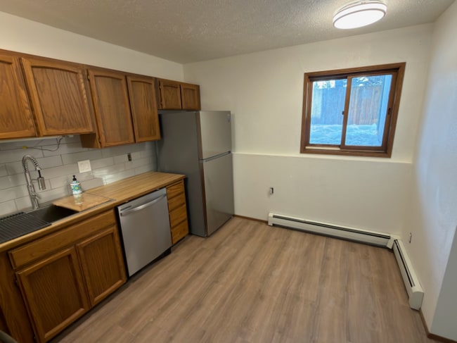 Building Photo - 251 McCarrey St