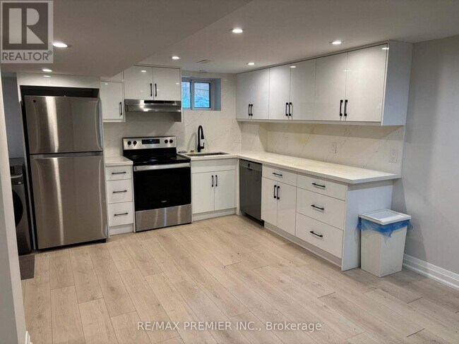 Photo du bâtiment - 2168 Denise Rd