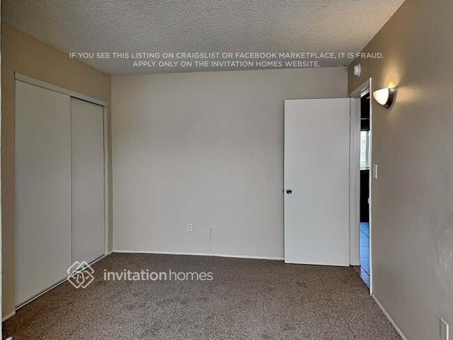 Building Photo - 10126 Stafford St