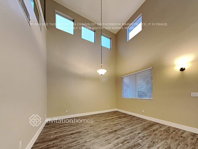 Building Photo - 1294 Summer Dawn Ave