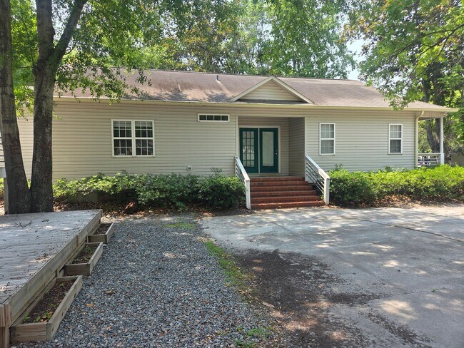 Foto del edificio - 4912 Old Mears Rd