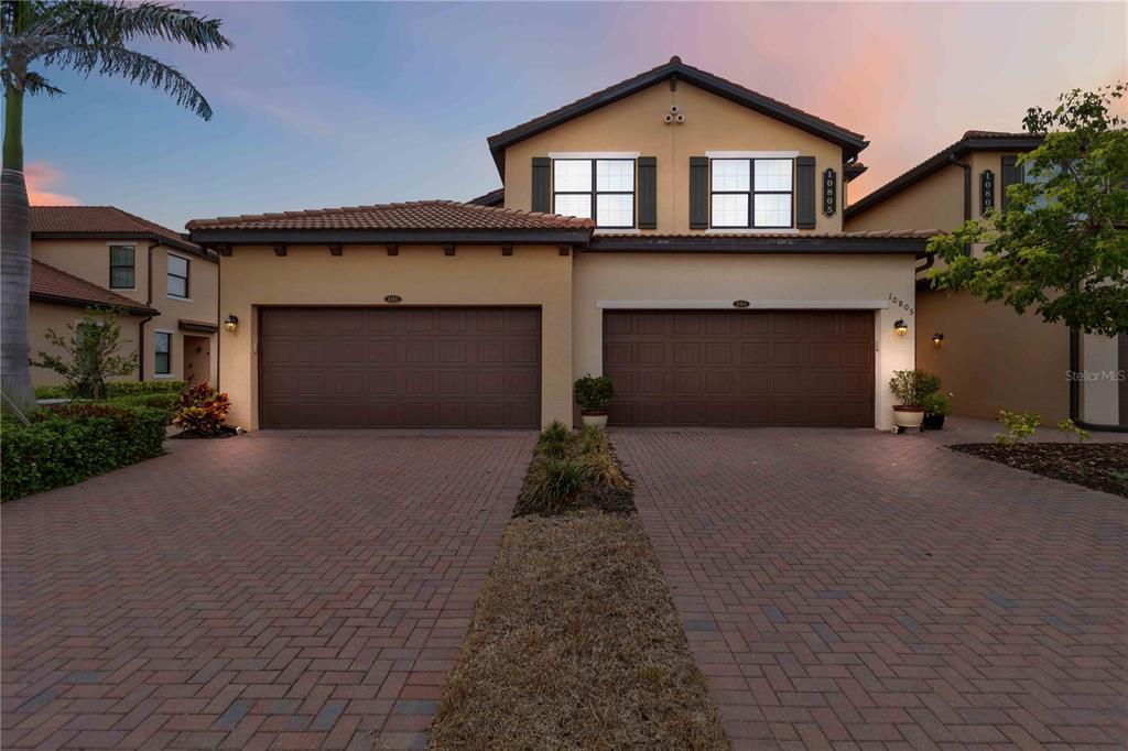 Primary Photo - 10805 Tarflower Dr