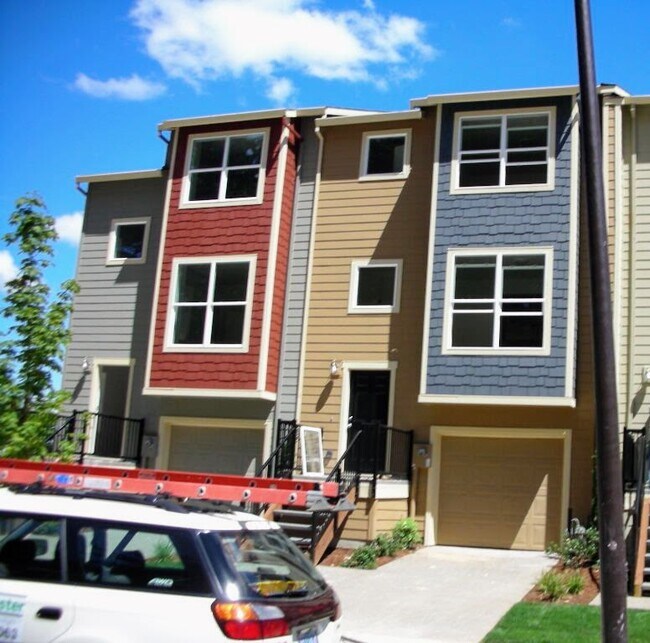 Foto del edificio - 2136 NE Sheffield Ave