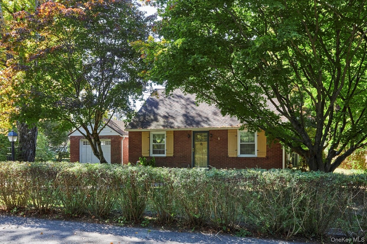 Primary Photo - 60 Mill St
