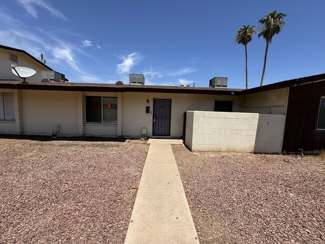 Photo - 5303 W Thomas Rd (Phoenix, AZ) Townhome