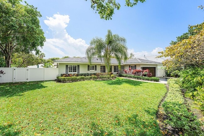 Photo - 20 NW 11th St House