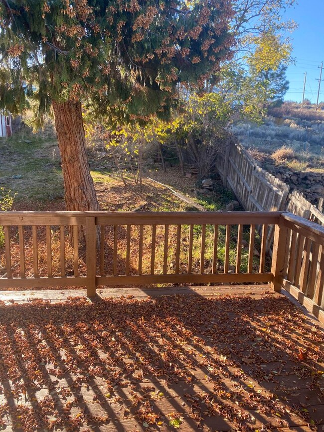 Building Photo - 140 S Rogers St